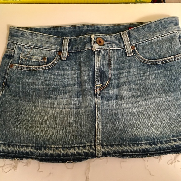 Express frayed denim mini-skirt - size 6 - Picture 1 of 4